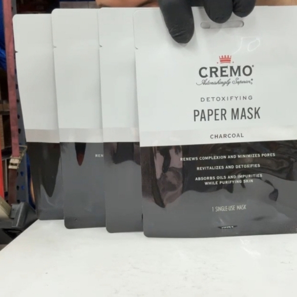 Cremo Charcoal Detoxifying Paper Mask Set Of 4 - Picture 1 of 1